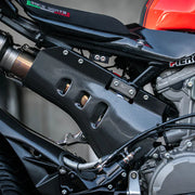 Protección de escape de carbono para el sistema de escape SSP Akrapovic Feel Racing Ducati Panigale V2 955 (20-24) FR.460.111 