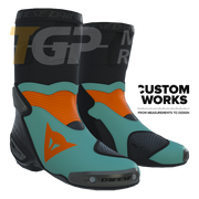 Dainese Axial 2 botas de motociclismo Racing y carretera | Hombre | Fluorot / Negro | Custom Works 