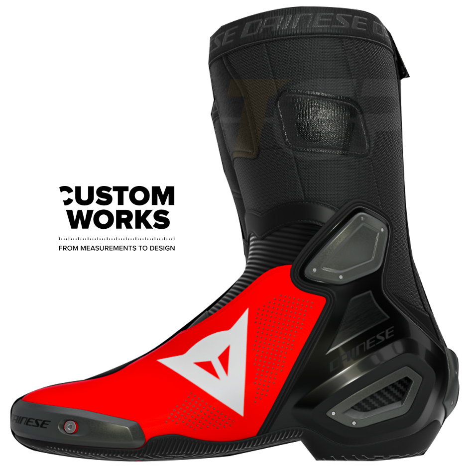 Botas de moto de carreras y carretera Dainese Axial 2 Air Marco Bezzecchi Replica 2026 | Hombre | Flúor rojo / Negro | Custom Works 