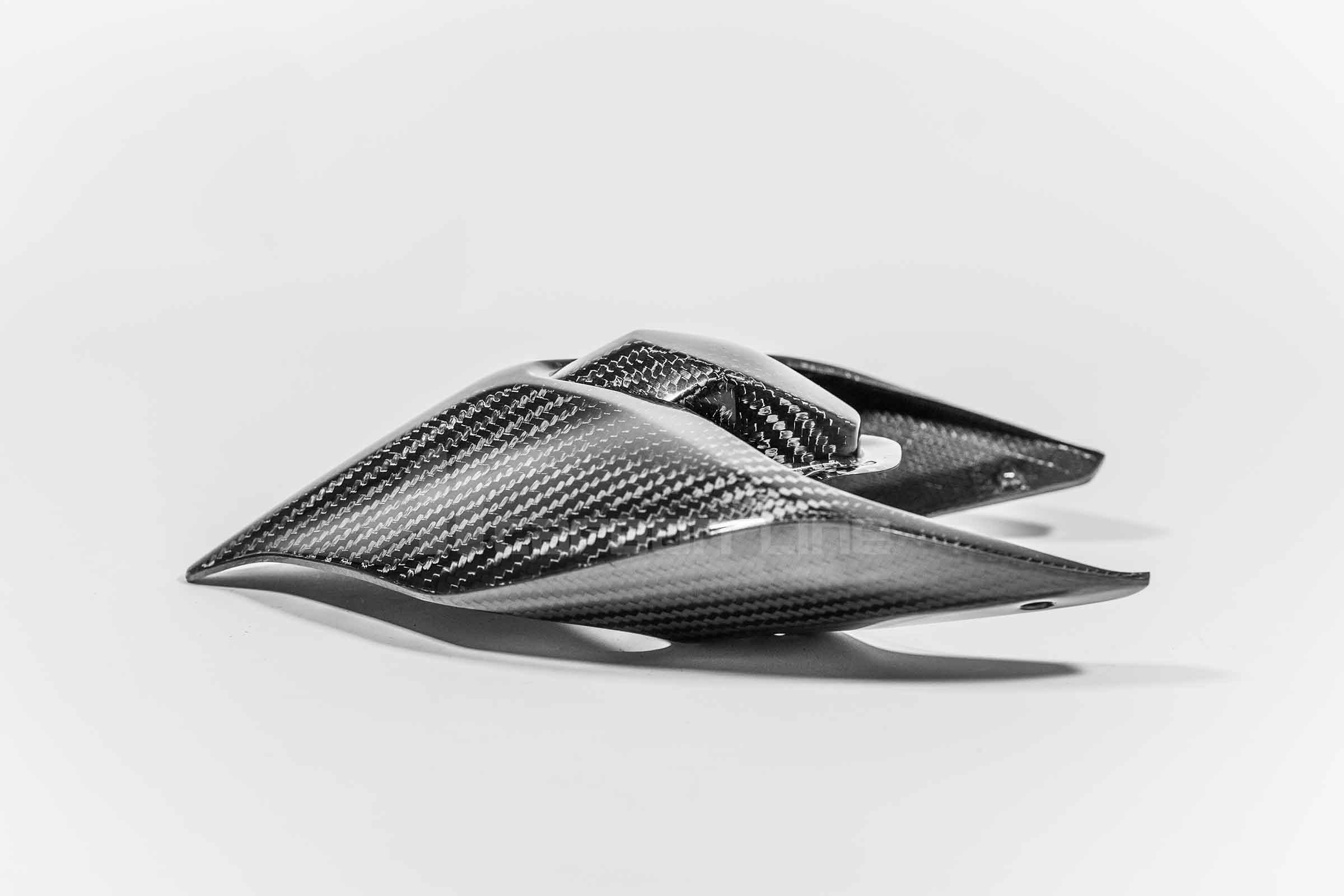 Carena trasera de carbono 400g AP Carbon Line Ducati Panigale V4/S/R (18-24) 