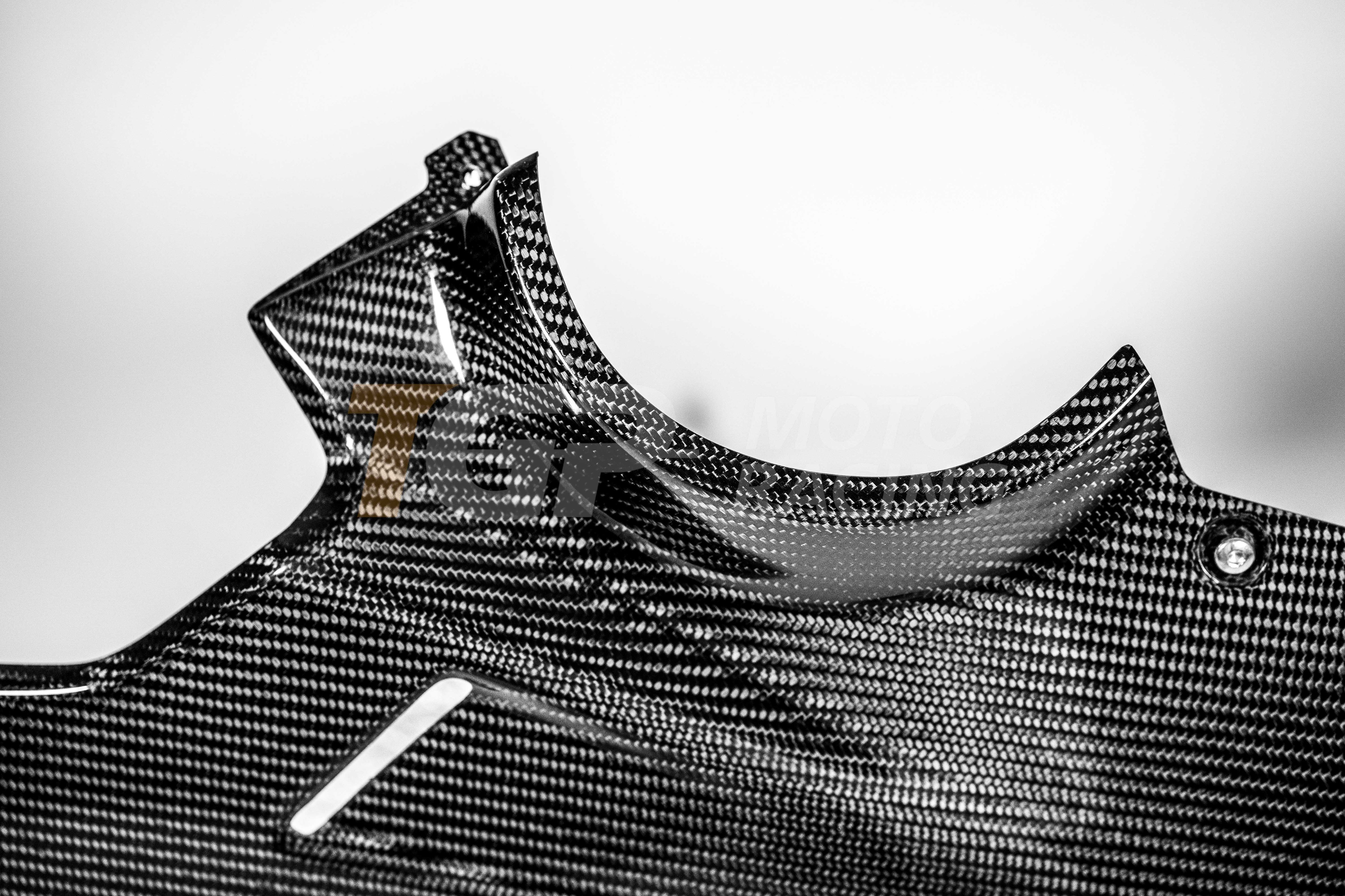 Deflector de motor 200 g Carbon AP Carbon Line Ducati Panigale V4 R (2026) 