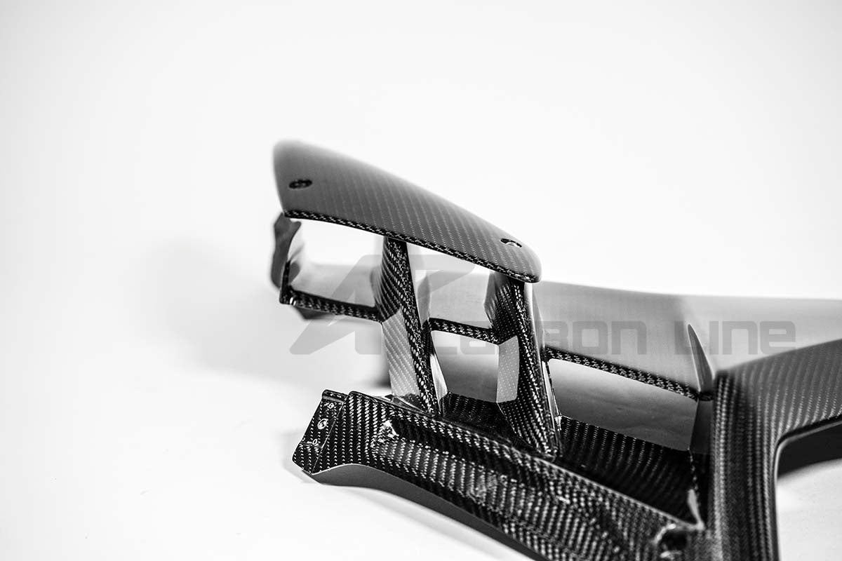 Panel lateral derecho 200g AP Carbon Line Aprilia RSV4/RR/1100 Factory (21-25) 