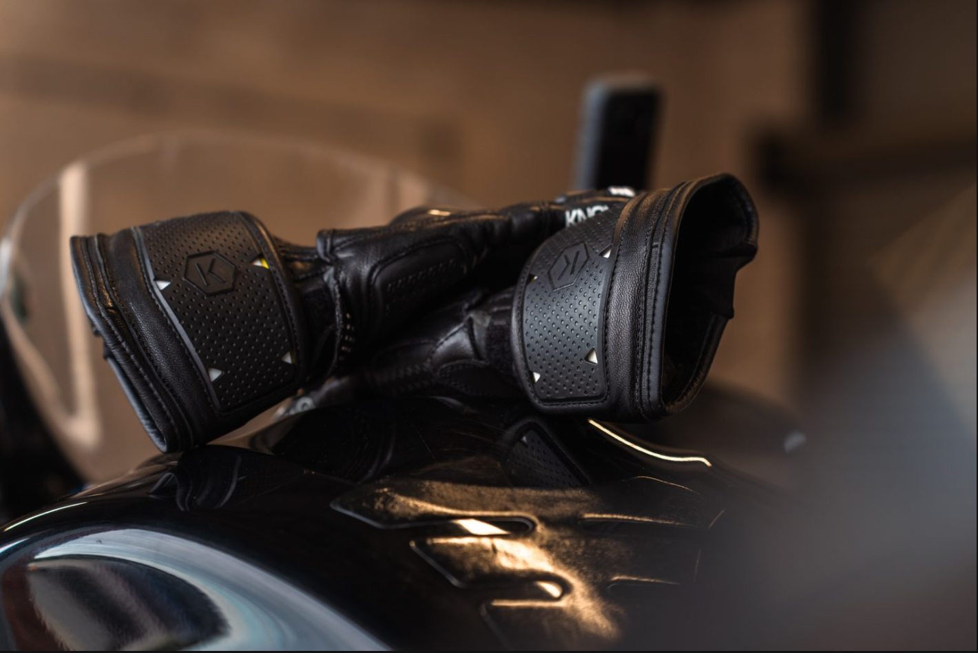 Guantes de cuero deportivos Knox Oulton MK2 | Hombre | Negro/Blanco | 1011352160050 