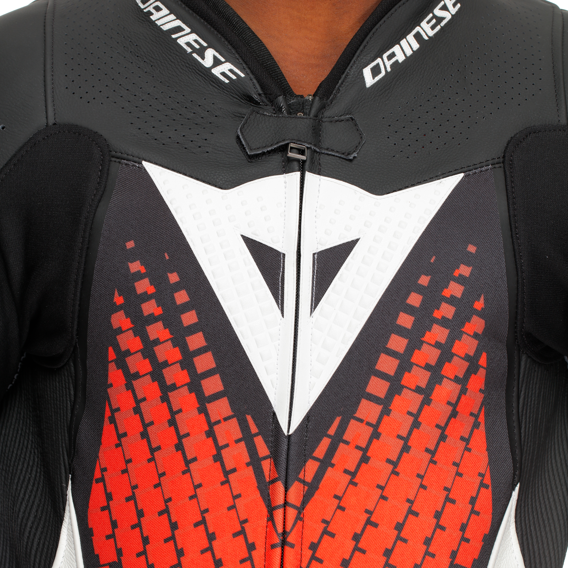 Dainese Laguna Seca 6 Mono de cuero perforado – Traje de carrera | Hombre | Blanco/Rojo 