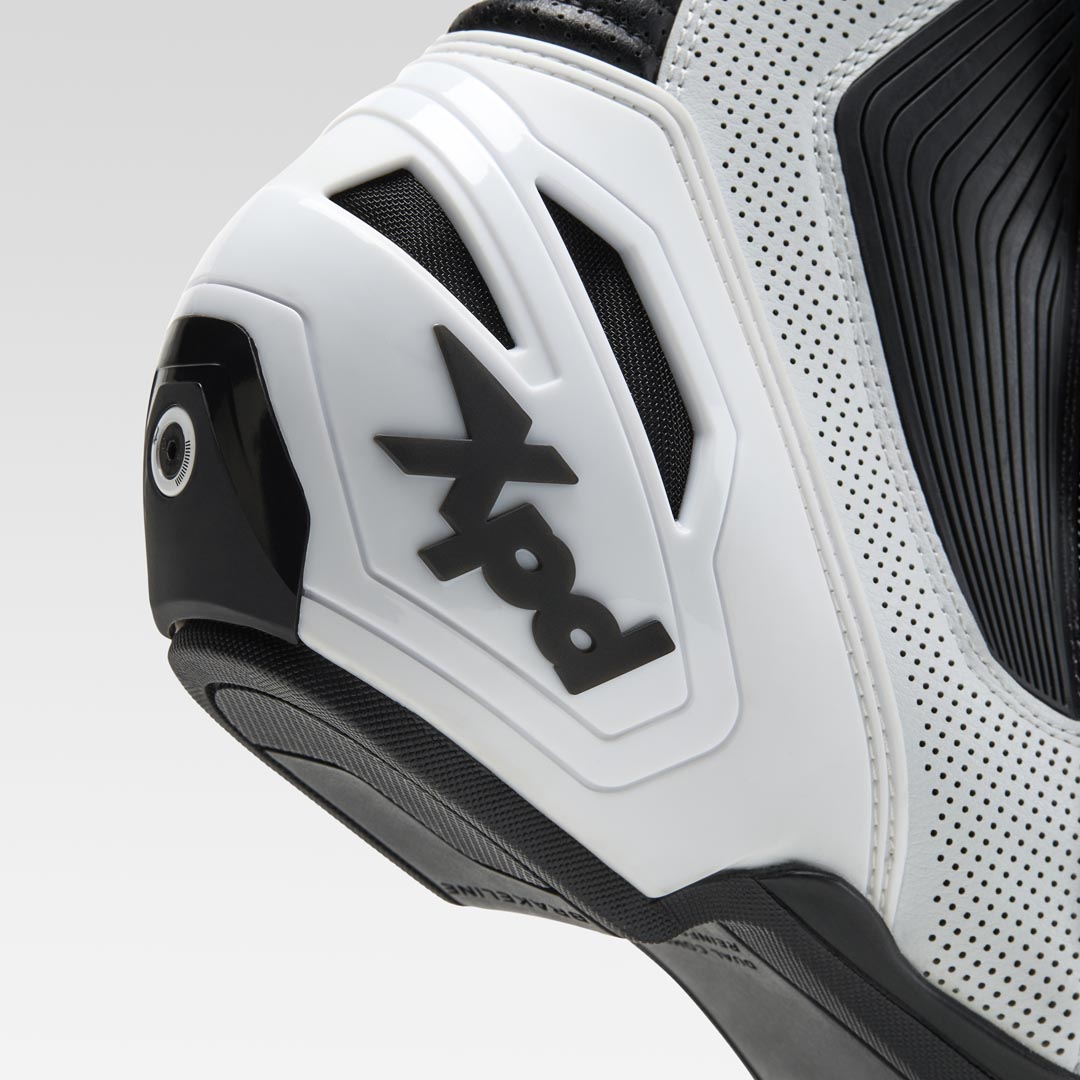 XPD XP9-S AIR bota de moto de carreras y calle perforada | Hombre | Blanco/Negro 
