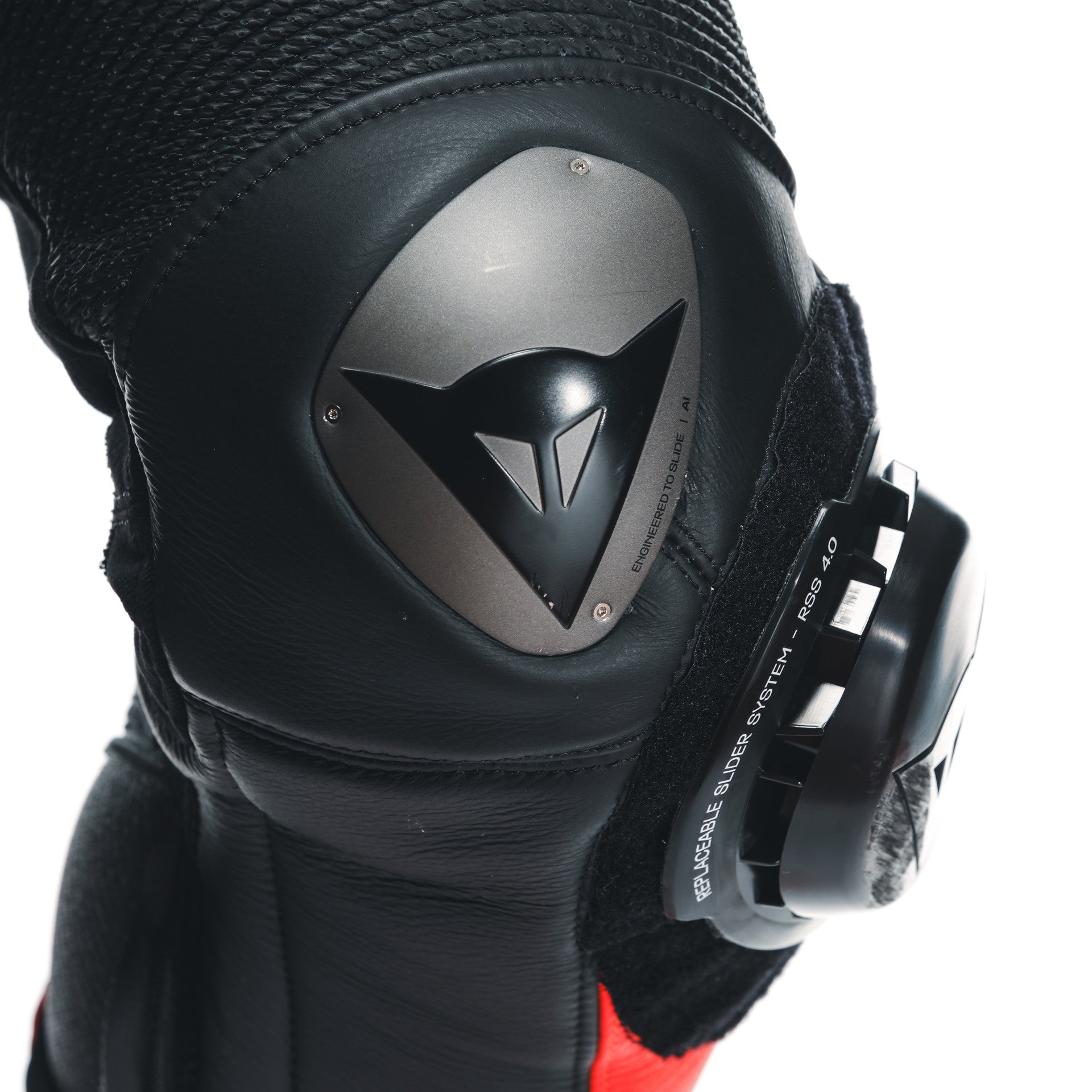 Dainese Misano 3 Lady D-AIR® Mono de cuero – Traje de carrera con airbag perforado | Mujeres | Rojo 