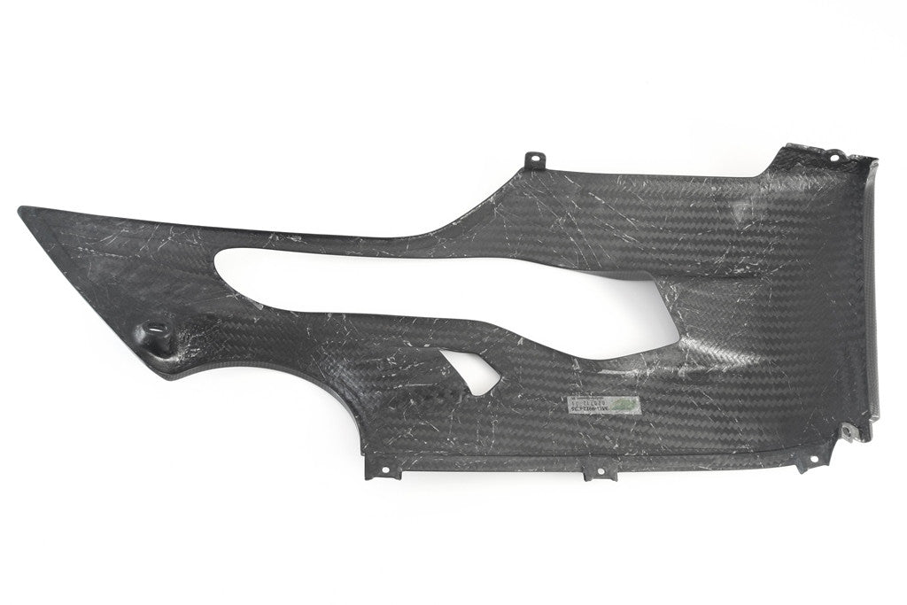 Panel lateral derecho inferior de carbono Fullsix Ducati Panigale 1299/S (15-18) 