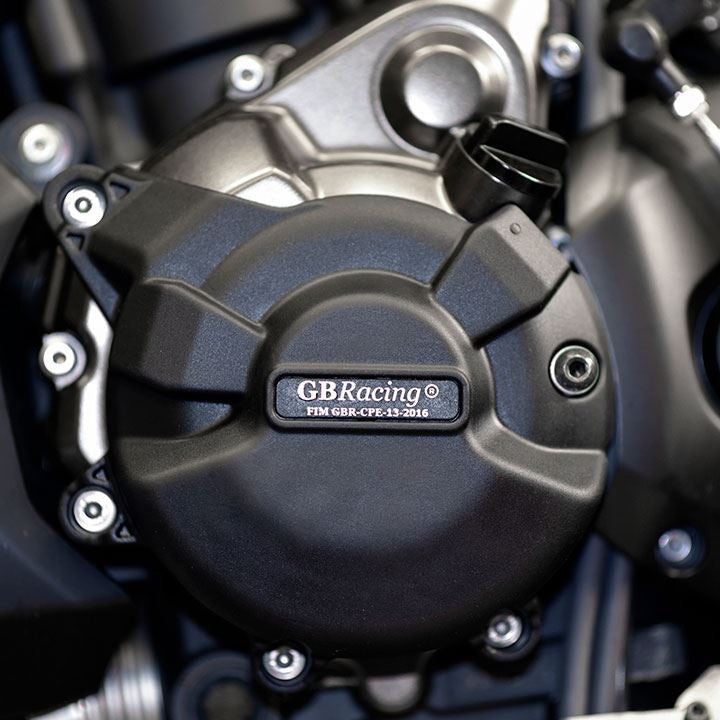 Juego completo de tapas del motor Protectores GBRacing para Yamaha YZF-R7 (21-26) 