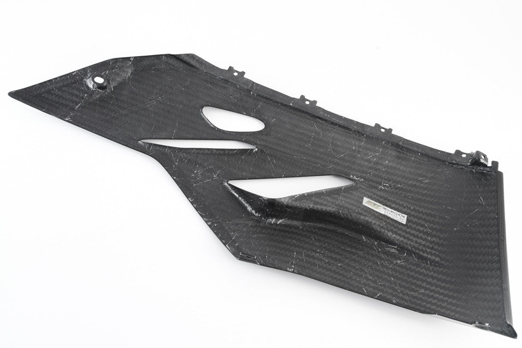 Panel lateral inferior izquierdo de carbono Fullsix Ducati Panigale V2 955 (20-24) 